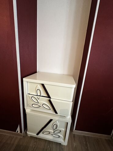 Yataq otağı dəstləri: İkinəfərlik çarpayı, Dolab, 2 tumba, Komod, Türkiyə, İşlənmiş — 9