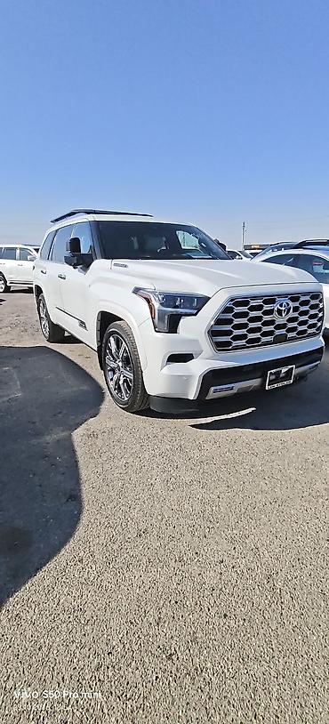 toyota sequoia: Toyota Sequoia: 2024 г., Внедорожник — 5