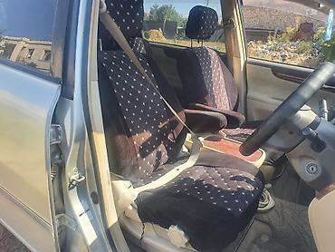 таета ипсум 2001: Toyota Ipsum: 2002 г., 2.4 л, Автомат, Бензин, Минивэн — 9