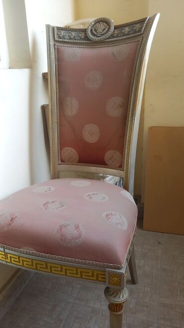 Столы: Для гостиной, Б/у, Нескладной, цвет - Розовый Стул