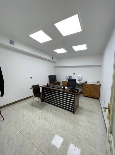 Restoran, kafelər: Yasamal rayonu, inşaatcılar metrosuna yaxın 125 kv.m sahəsi olan — 9