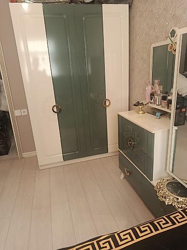 Yataq otağı mebel dəsti Tərkib: - 2 qapılı qarderob (açıq krem və lalafo.az -da Yataq otağı mebel dəsti Tərkib: - 2 qapılı qarderob (açıq krem və
