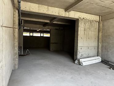сдается бизнес: 🏢 СДАЁТСЯ КОММЕРЧЕСКОЕ ПОМЕЩЕНИЕ — 130 м² 📐 Площадь: 130 м² 🚪 — 3