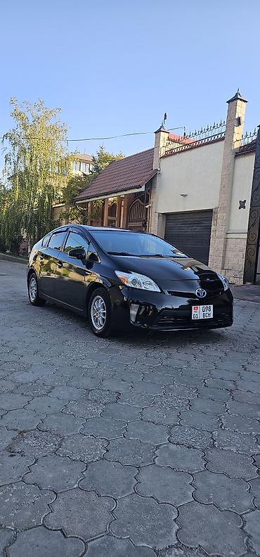 Toyota: Toyota Prius: 2012 г., 1.8 л, Автомат, Гибрид, Хэтчбэк — 2