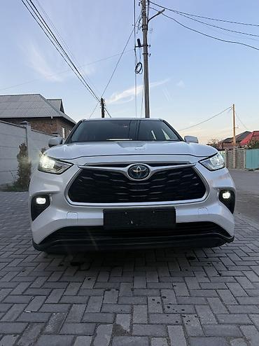 Toyota Highlander: 2021 г., 2.5 л, Автомат, Гибрид, Внедорожник