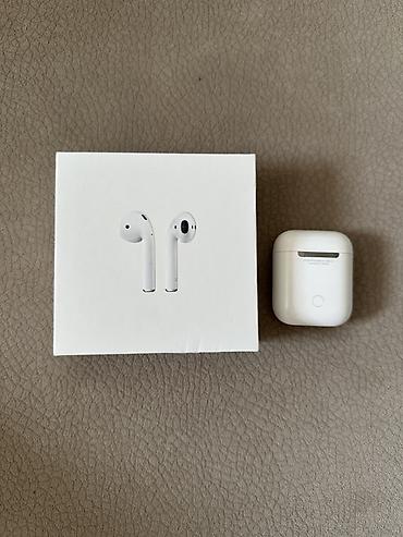 Audio: Apple AirPods (with Charging Case) — Model A2031/A2032, qutu komplekti — 2