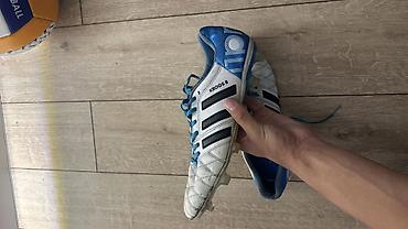 роналду бутсы: Футбольные бутсы Adidas (модель из линейки Adipure/Predator, цвет — 1