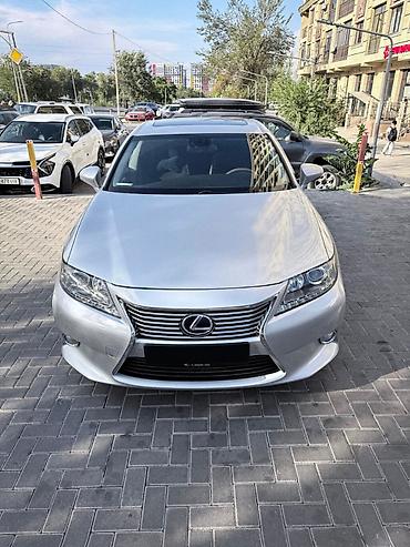 Lexus: Lexus ES: 2013 г., 2.5 л, Вариатор, Гибрид, Седан — 2