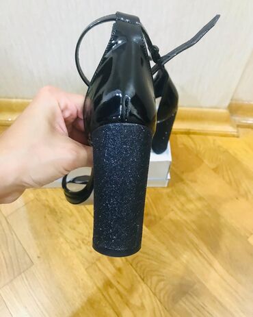 Basanoşka və səndəllər: Ölçü: 38.5, rəng - Qara, Yeni — 4