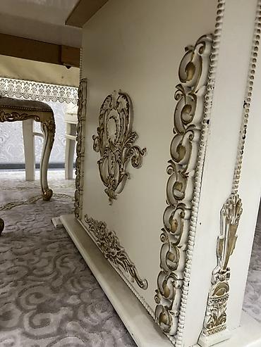 small table: На счет цены можно договариться СРОЧНО ПРОДАЕТСЯ! Столовая группа в — 8