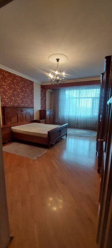 Mənzil kirayələyirəm: 3 otaqlı, 150 kv. m — 2