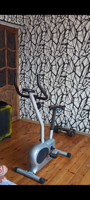 daroska satilir: Veloxizek 200m 120kg ceki goturur guc 8 təcili satılır unvan