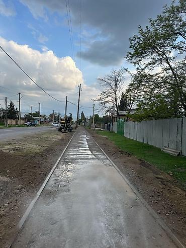 Бордюры: Дорожный бордюр, Прессованный, Бетонный, Новый — 8