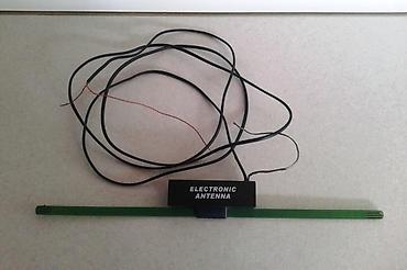 Другие аксессуары: Аксессуары: отражатели на двери, автобрелоки на зеркало, значок — 18