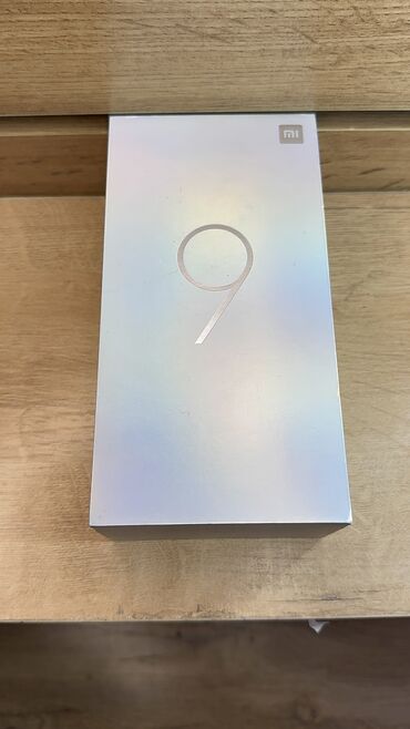 note 10: Xiaomi, Mi 9, Б/у, 64 ГБ