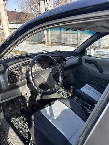 Volkswagen: Volkswagen Passat Variant: 1991 г., 2 л, Механика, Бензин, Универсал — 8