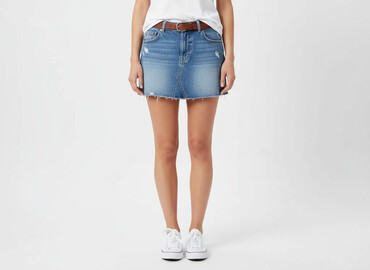 cropp spódniczko spodenki: Stradivarius, Shorts for women, size M