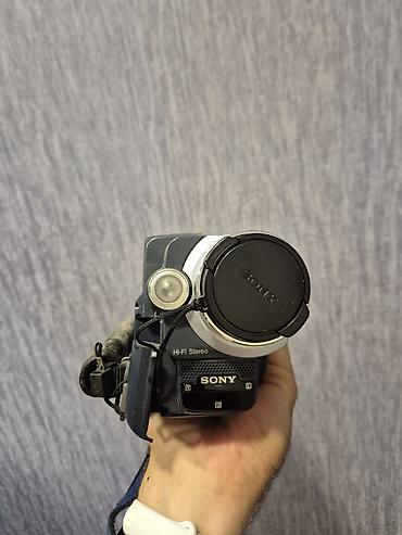 Видеокамеры: Sony Digital8 Handycam videokamera — model DCR-TRV140E (PAL) — 3
