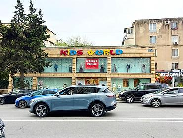 Kommersiya daşınmaz əmlakı: Yasamalda asan xidmətdən Musabəyov parkına düşən istiqamətdə əsas yol — 4