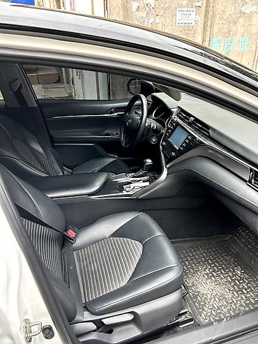 Продажа авто: Toyota Camry: 2018 г., 2.5 л, Автомат, Бензин, Седан — 4