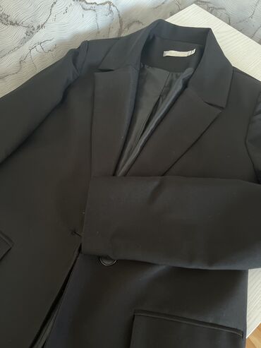 кожанный пиджак: Пиджак, Классикалык модель, Made in KG, 2XL (EU 44), 3XL (EU 46)