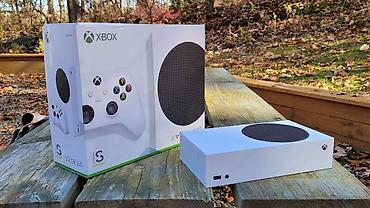 xbox seri s: Xbox Series S – 512 GB SSD, rəng: ağ Xüsusiyyətlər: - Kompakt və — 1