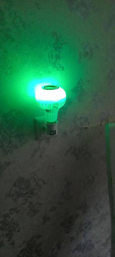 LED lampalar: Lampa hər rəngli pultla idarə olunan işıq trend yoldan gəlib ustundə — 3
