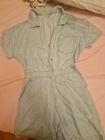 Tulumlar: Yüngül denim kombinezon/romper - Rəng: açıq mavi (light wash) -