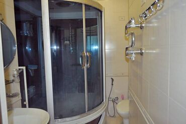 Uzunmüddətli kirayə mənzillər: Xətai rayonu Xətai metrosunun yaxınlığında,(neftçilər metrosunun yanı) -da lalafo.az — 11 Uzunmüddətli kirayə mənzillər: Xətai rayonu Xətai metrosunun yaxınlığında,(neftçilər metrosunun yanı) — 11