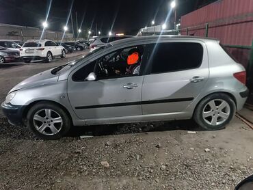 Peugeot: Peugeot 307: 2004 г., 1.8 л, Механика, Бензин, Хэтчбэк