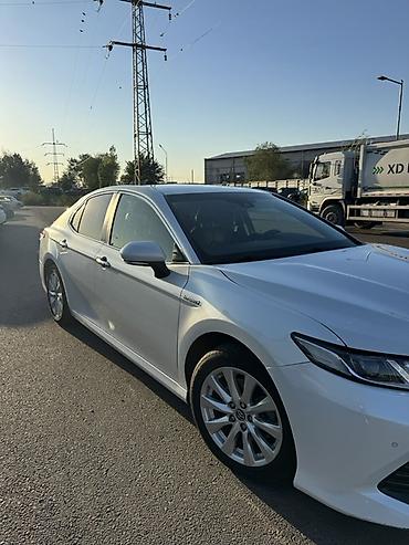 byd e1: Toyota Camry: 2019 г., 2.5 л, Вариатор, Гибрид, Седан — 3
