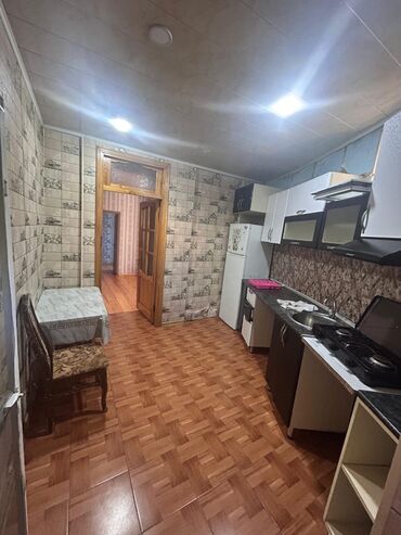 Сниму квартиру: Zabrat 1 demir yolunda 4 otaqli adelni heyet evi kiraye verilir heyeti