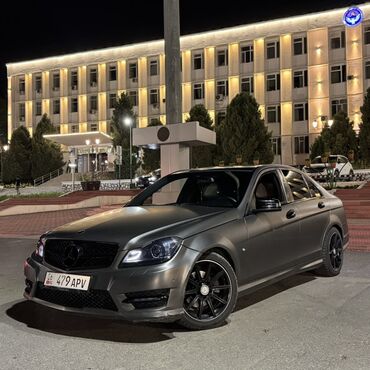 куплю автомобиля: Автомобиль Mercedes-Benz C-класса с матовым серым цветом кузова и