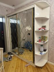 4 qapılı şkaf: İşlənmiş, Açılan, 2 qapılı Qarderob, paltar dolabı