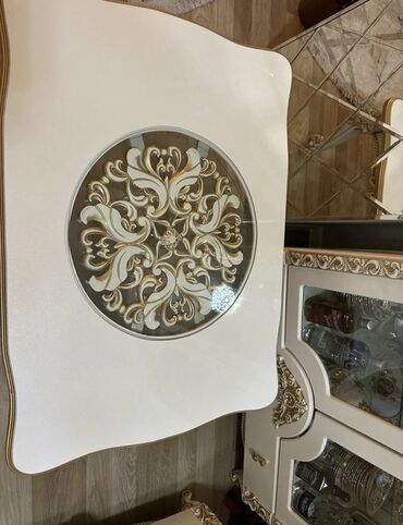 Yataq otağı dəstləri: 2 təknəfərlik çarpayı, 2 tumba, Komod, Termo, Azərbaycan, İşlənmiş — 3