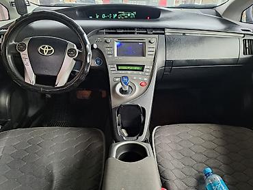 Toyota: Toyota Prius: 2012 г., 1.8 л, Вариатор, Гибрид, Хэтчбэк — 7