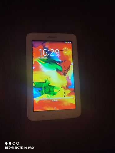 Samsung: Ağ rəngdə, Samsung firmasının istehsalı olan planşet ili 2014 — 2