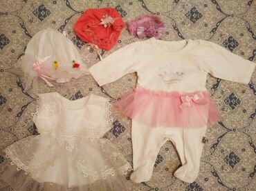 Платья: Детское платье, цвет - Белый, Б/у — 3