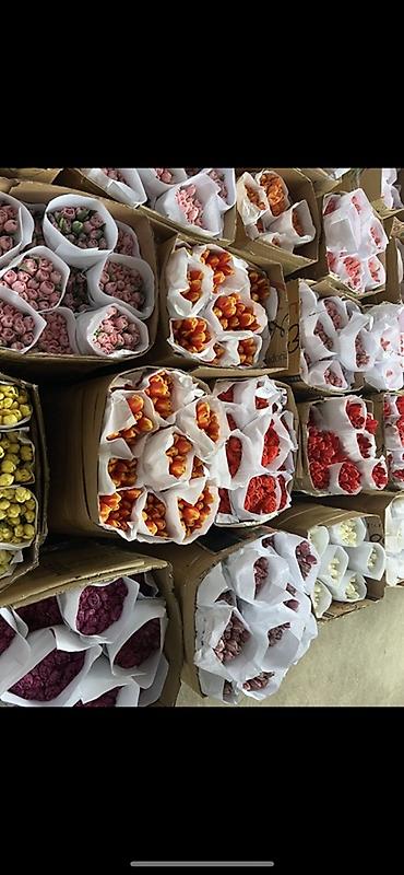 Букеты из живых цветов: Тюльпаны в крафт-упаковке — оптовые и розничные букеты. - — 9