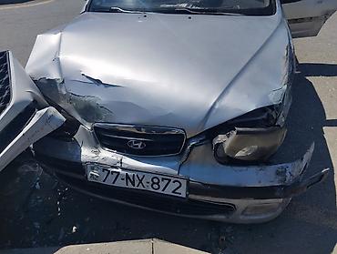 muhərrik yastığı: Hyundai Elantra, gümüşü rəng. Sedan kuzov. Texniki xüsusiyyətlər: - — 6