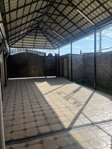 продаю дом алматинка салиева: Дом, 96 м², 5 комнат, Агентство недвижимости, Евроремонт