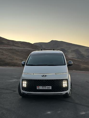 газ 52: Hyundai Staria: 2023 г., 3.5 л, Автомат, Газ, Минивэн — 3