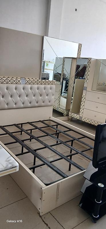 Divan və masa dəstləri: Məhsul: Künc divan dəstləri Təsvir: - Müxtəlif model və rənglərdə — 6