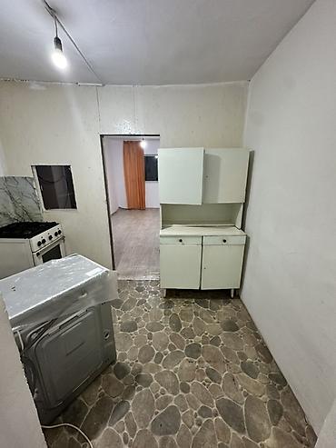 Комнаты: 28 м² — 4
