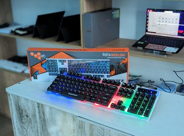 Компьютеры, ноутбуки и планшеты: Проводная клавиатура MeteorK358 с подсветкой