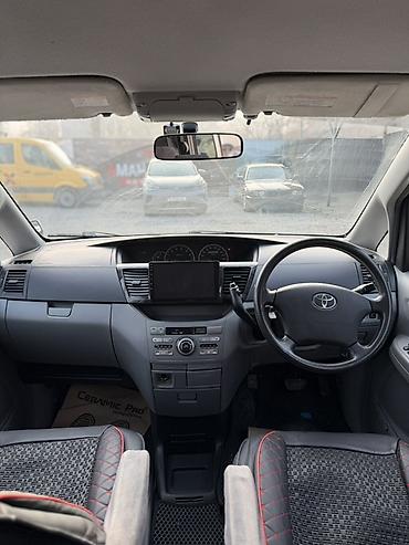 Toyota: Toyota Voxy: 2005 г., 2 л, Автомат, Бензин, Минивэн — 5