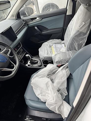 Volkswagen: Volkswagen : 2025 г., Автомат, Бензин, Кроссовер — 9