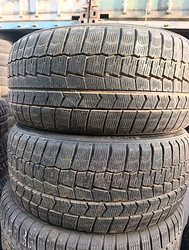 Шины 235 / 40 / R 18, Зима, Б/у, Пара, Легковые, Япония, Dunlop
