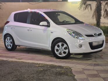 ихсан авто в рассрочку: Hyundai i20: 1.4 l | 2012 il Hetçbek