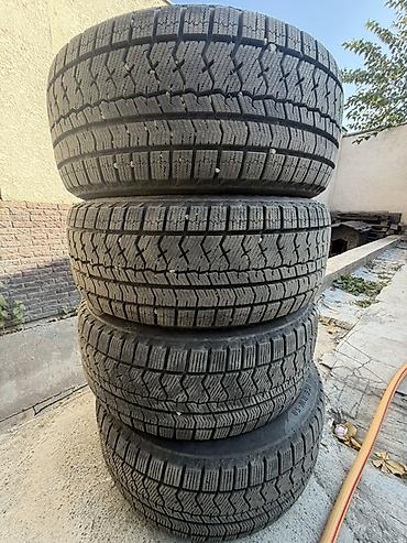 шино: Комплект зимних шин Goodtrip (4 шт.) - Размер: 225/55 R17 - Индекс — 1